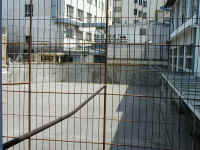 dvoriste.jpg (263091 bytes)