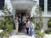 ispred.jpg (283970 bytes)